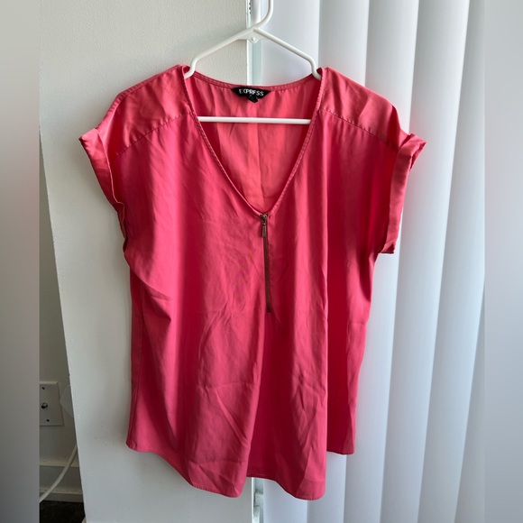 Gently worn - Express V Neck Zip Blouse - Picture 3 of 5